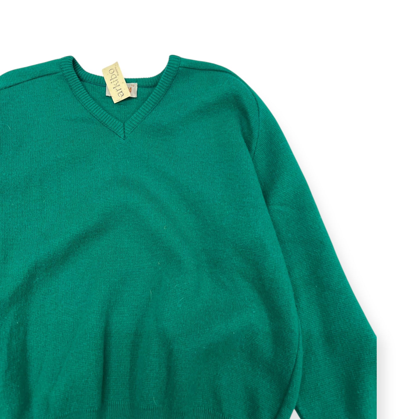 Tundra Green Vneck Size Medium