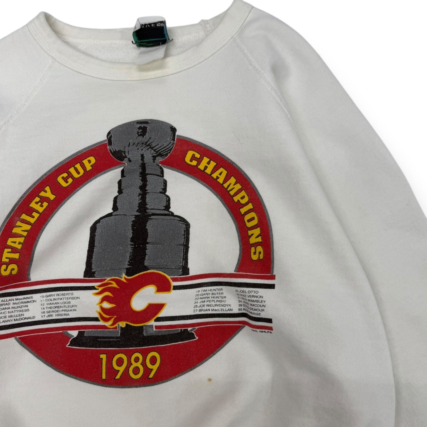 Vintage 1989 Calgary Flames Stanley Cup Champs Crewneck Size Large (As Is)