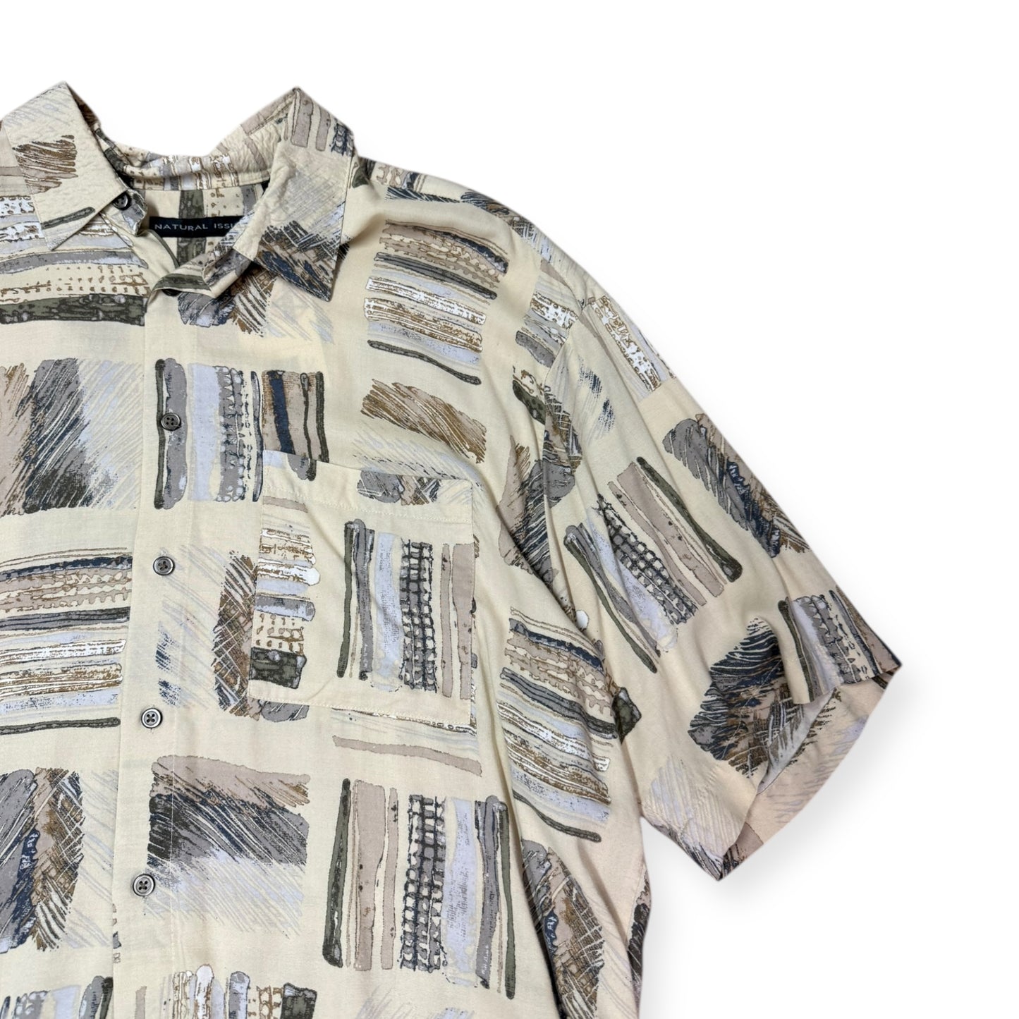 Natural Issue Short Sleeve Button