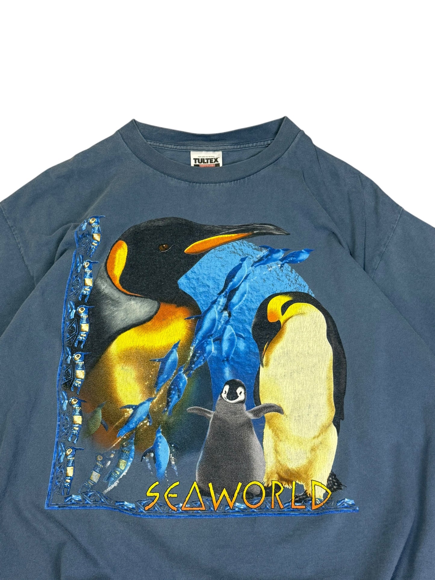Vintage Penguins Sea World T-shirt