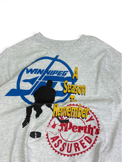 Vintage Winnipeg Jets "A season to remember" T-shirt