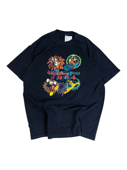Vintage 2004 Disney World T-shirt