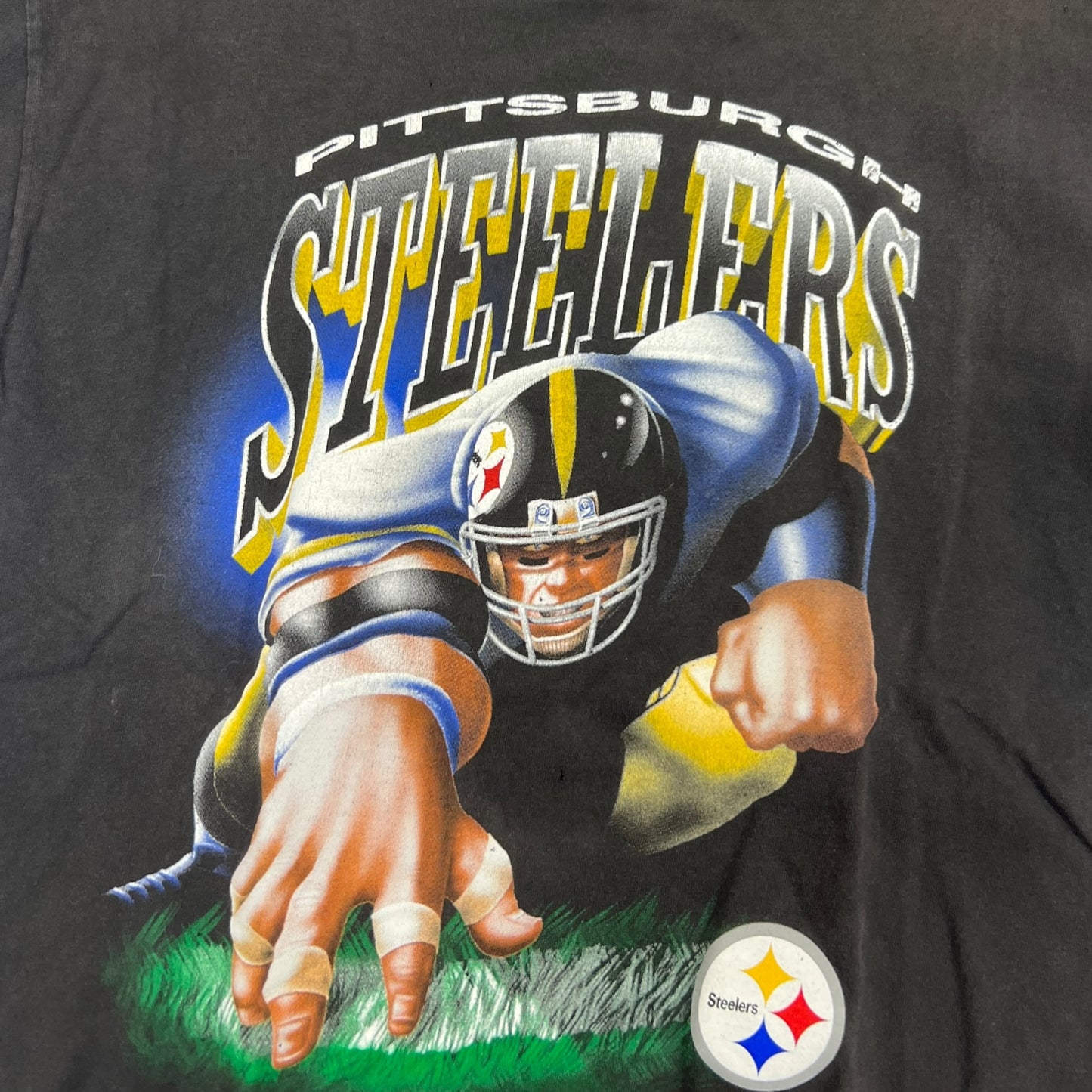 True Fan Pitsburgh Steelers T-shirt Size Medium