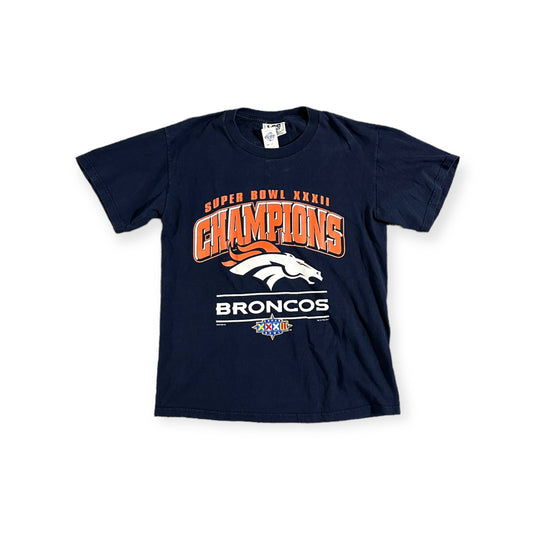 Vintage Super bowl XXXII Champions Denver Broncos T-shirt